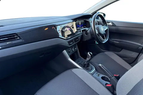 DC23YAJ Volkswagen Polo 1.0 TSI Life 5dr | App Connect | Parking Sensors Thumbnail #16