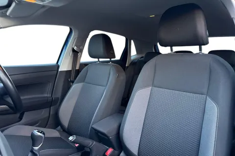 DC23YAJ Volkswagen Polo 1.0 TSI Life 5dr | App Connect | Parking Sensors Thumbnail #17