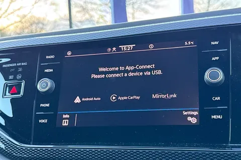 DC23YAJ Volkswagen Polo 1.0 TSI Life 5dr | App Connect | Parking Sensors Thumbnail #31