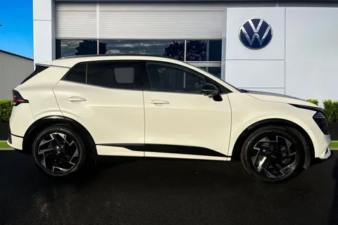 L3JUX Kia Sportage 1.6 T-GDi MHEV GT-Line S DCT AWD Euro 6 (s/s) 5dr Thumbnail #3