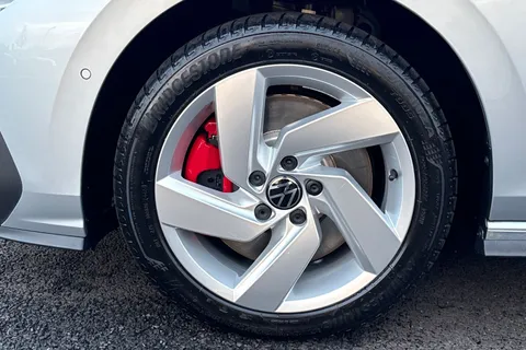 KT74LCL Volkswagen Golf 1.5 TSI 272 GTE eHybrid 5dr DSG Thumbnail #11