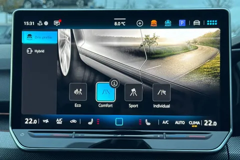 KT74LCL Volkswagen Golf 1.5 TSI 272 GTE eHybrid 5dr DSG Thumbnail #40