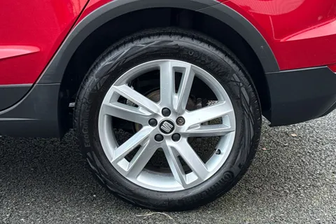 12 of 53 for SEAT Arona 1.0 TSI FR Euro 6 (s/s) 5dr