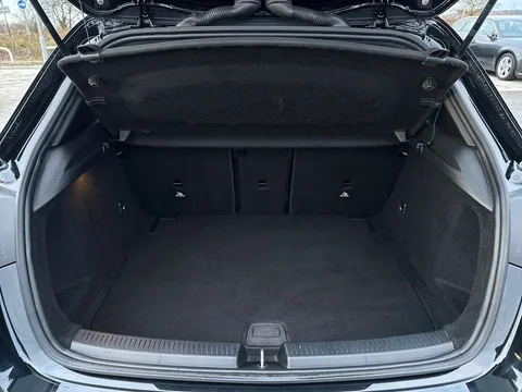 YX21LPP Mercedes-Benz A Class 2.0 A35 AMG (Premium) 7G-DCT 4MATIC Euro 6 (s/s) 5dr Thumbnail #11