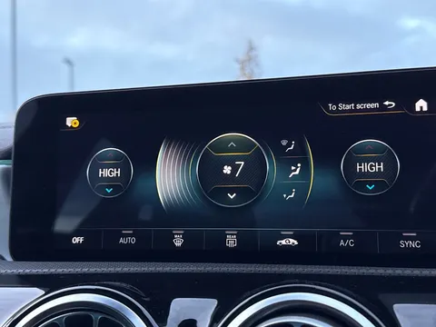 YX21LPP Mercedes-Benz A Class 2.0 A35 AMG (Premium) 7G-DCT 4MATIC Euro 6 (s/s) 5dr Thumbnail #20