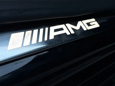 YX21LPP Mercedes-Benz A Class 2.0 A35 AMG (Premium) 7G-DCT 4MATIC Euro 6 (s/s) 5dr Thumbnail #33