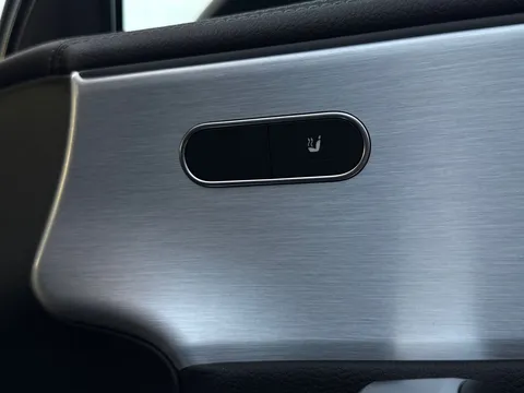 YX21LPP Mercedes-Benz A Class 2.0 A35 AMG (Premium) 7G-DCT 4MATIC Euro 6 (s/s) 5dr Thumbnail #35