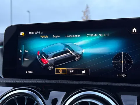 YX21LPP Mercedes-Benz A Class 2.0 A35 AMG (Premium) 7G-DCT 4MATIC Euro 6 (s/s) 5dr Thumbnail #47