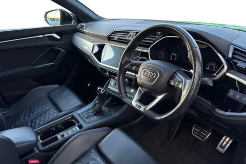 8 of 60 for Audi RS Q3 400 PS S tronic