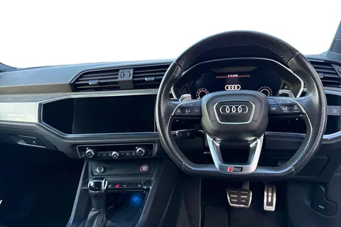 13 of 60 for Audi RS Q3 400 PS S tronic