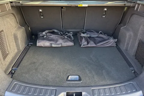 KO73NHB Land Rover Discovery Sport 1.5 P300e Dynamic HSE 5dr Thumbnail #11