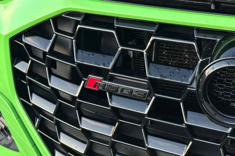 26 of 60 for Audi RS Q3 400 PS S tronic