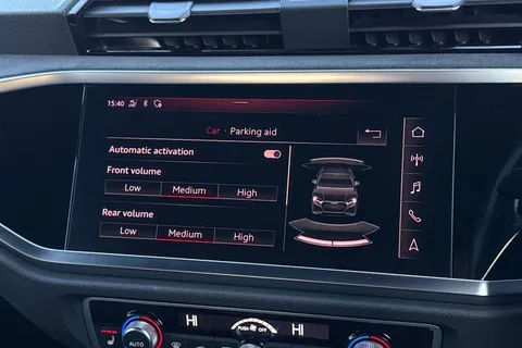 33 of 60 for Audi RS Q3 400 PS S tronic