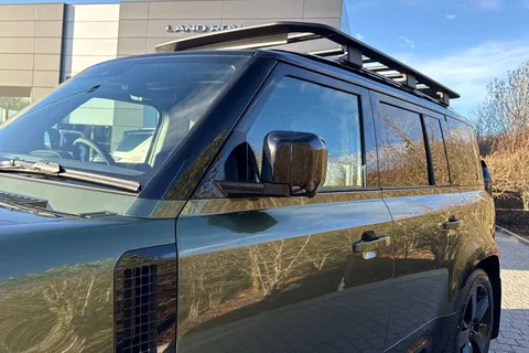 DL75BWD Land Rover Defender 110 3.0 D250 Hard Top X-Dynamic SE 5dr Thumbnail #31