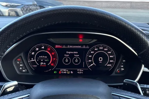 36 of 60 for Audi RS Q3 400 PS S tronic