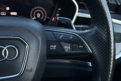 38 of 60 for Audi RS Q3 400 PS S tronic