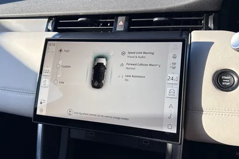 KO73NHB Land Rover Discovery Sport 1.5 P300e Dynamic HSE 5dr Thumbnail #40