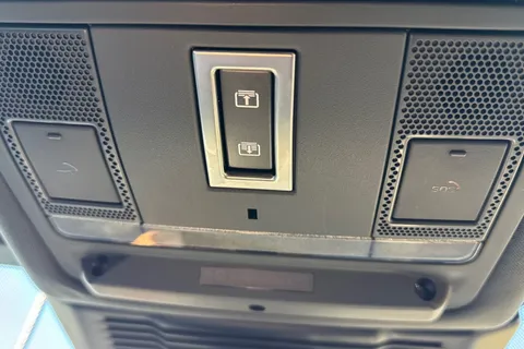 KO73NHB Land Rover Discovery Sport 1.5 P300e Dynamic HSE 5dr Thumbnail #42