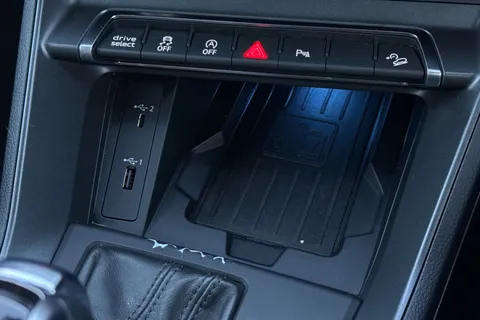 51 of 60 for Audi RS Q3 400 PS S tronic