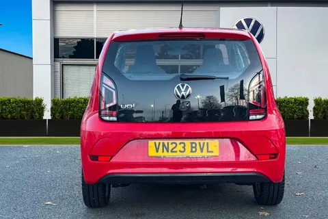 4 of 42 for Volkswagen Up! 1.0 65PS Up 5dr | Maps And More