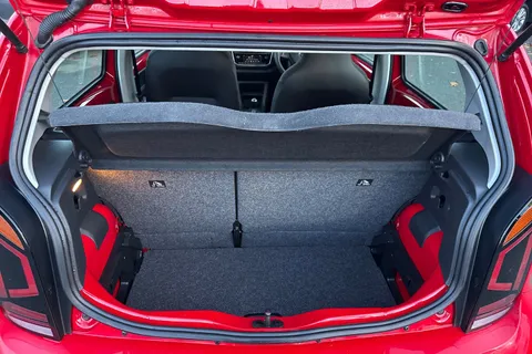 7 of 42 for Volkswagen Up! 1.0 65PS Up 5dr | Maps And More