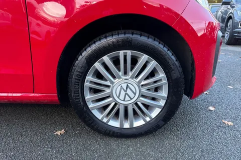 10 of 42 for Volkswagen Up! 1.0 65PS Up 5dr | Maps And More