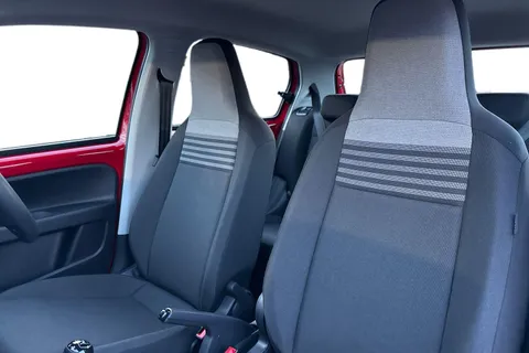 16 of 42 for Volkswagen Up! 1.0 65PS Up 5dr | Maps And More