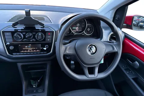 18 of 42 for Volkswagen Up! 1.0 65PS Up 5dr | Maps And More