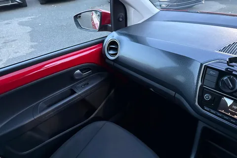 20 of 42 for Volkswagen Up! 1.0 65PS Up 5dr | Maps And More