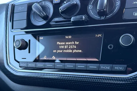 29 of 42 for Volkswagen Up! 1.0 65PS Up 5dr | Maps And More