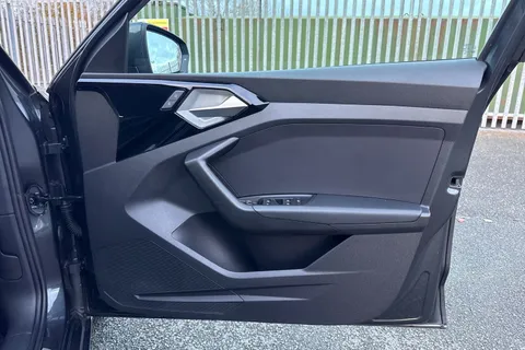 PK72ZSJ Audi A1 Sport 30 TFSI  110 PS S tronic Thumbnail #38