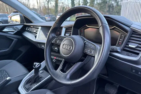 PK72ZSJ Audi A1 Sport 30 TFSI  110 PS S tronic Thumbnail #39