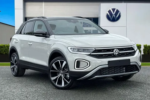  Volkswagen T-Roc 1.5 TSI Style Design Euro 6 (s/s) 5dr Thumbnail #2