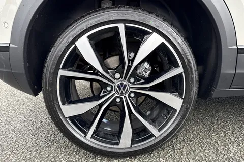  Volkswagen T-Roc 1.5 TSI Style Design Euro 6 (s/s) 5dr Thumbnail #13