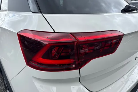  Volkswagen T-Roc 1.5 TSI Style Design Euro 6 (s/s) 5dr Thumbnail #30