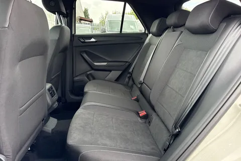  Volkswagen T-Roc 1.5 TSI Style Design Euro 6 (s/s) 5dr Thumbnail #34