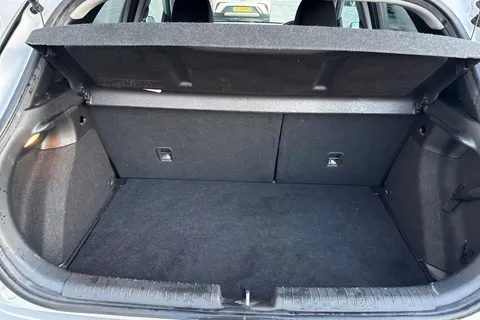 SC15UYX Hyundai I20 1.2 Premium SE Nav Euro 6 5dr Thumbnail #7