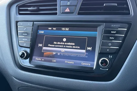 SC15UYX Hyundai I20 1.2 Premium SE Nav Euro 6 5dr Thumbnail #42