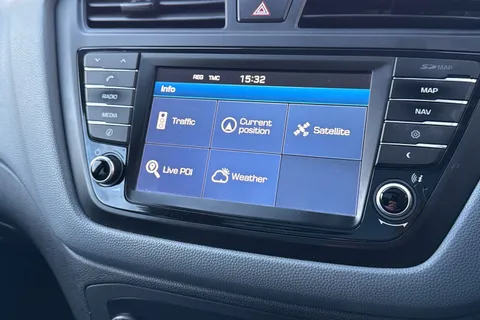 SC15UYX Hyundai I20 1.2 Premium SE Nav Euro 6 5dr Thumbnail #43