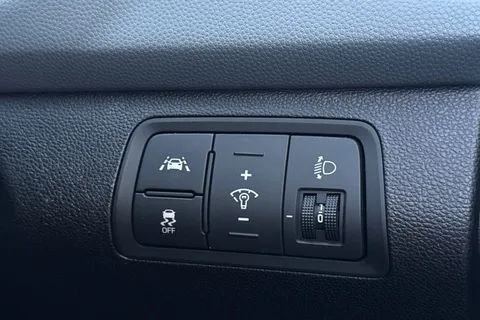 SC15UYX Hyundai I20 1.2 Premium SE Nav Euro 6 5dr Thumbnail #54