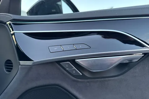 NX24TXU Audi A8 (O) Black Edition 50 TDI quattro 286 PS tiptronic Thumbnail #22