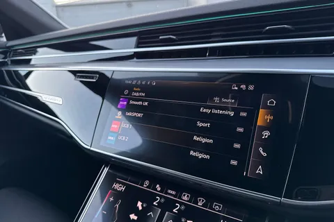 NX24TXU Audi A8 (O) Black Edition 50 TDI quattro 286 PS tiptronic Thumbnail #62