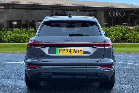 FP74AHY Audi Sq6 E-Tron SQ6 SUV Edition 1 e-tron  360,00 kW Thumbnail #4