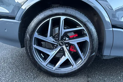 FP74AHY Audi Sq6 E-Tron SQ6 SUV Edition 1 e-tron  360,00 kW Thumbnail #12