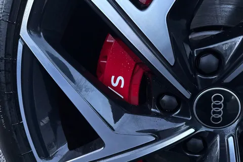 FP74AHY Audi Sq6 E-Tron SQ6 SUV Edition 1 e-tron  360,00 kW Thumbnail #26