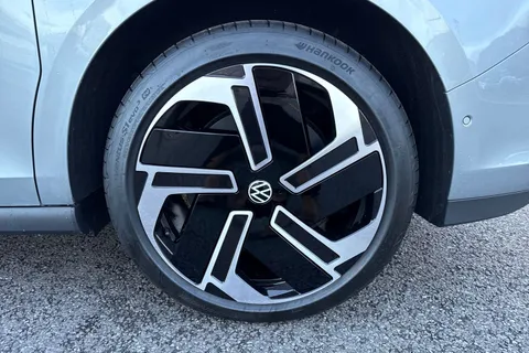 DF75PVK Volkswagen ID. Buzz GTX LWB 7 Seat 340 PS 79 kWh Pro Electric Automatic - Heat Pump Thumbnail #10