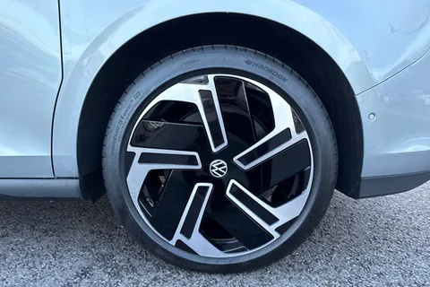 DF75PVK Volkswagen ID. Buzz GTX LWB 7 Seat 340 PS 79 kWh Pro Electric Automatic - Heat Pump Thumbnail #11