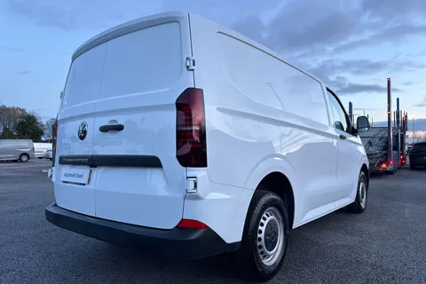 DG25EXT Volkswagen Transporter 2.0 TDI 150 Commerce Plus Van Thumbnail #31