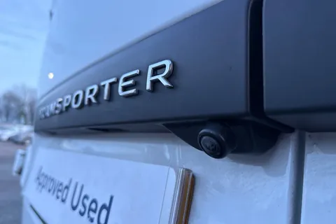 DG25EXT Volkswagen Transporter 2.0 TDI 150 Commerce Plus Van Thumbnail #32