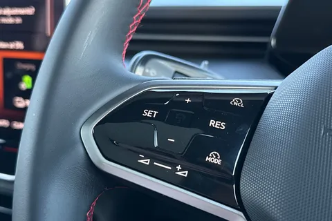 DF75PVK Volkswagen ID. Buzz GTX LWB 7 Seat 340 PS 79 kWh Pro Electric Automatic - Heat Pump Thumbnail #41